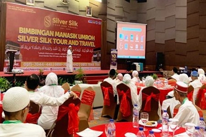 PT Silver Silk Tour & Travel Gelar Kegiatan Bimbingan Manasik Umrah di Prime Park Pekanbaru