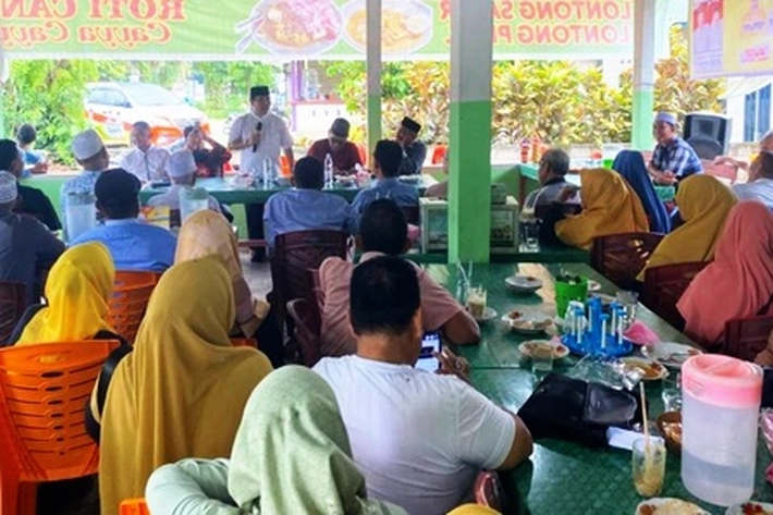 Warga Keluhkan Lesunya UMKM, Cawagubri Buya Mawardi: 'Kalau SUWAI Menang Kita Carikan Solusinya'