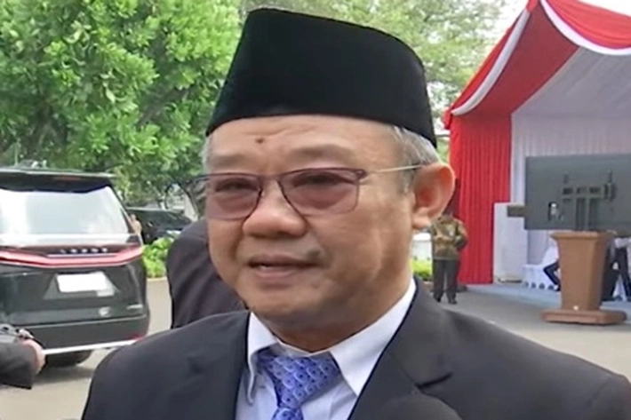 100 Hari Kerja, Menteri Pendidikan Fokus pada Kenaikan Gaji Guru dan Bantuan Presiden
