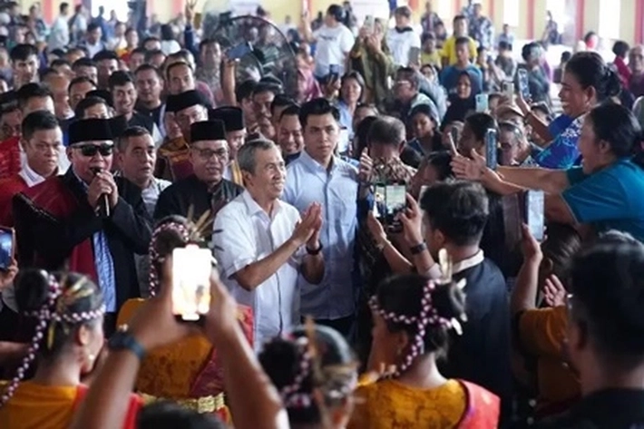 Kampanye SUWAI di Siak Diluar Perkiraan, 'yang Dikerumuni Relawan IPK Hingga Meluber ke Jalan'