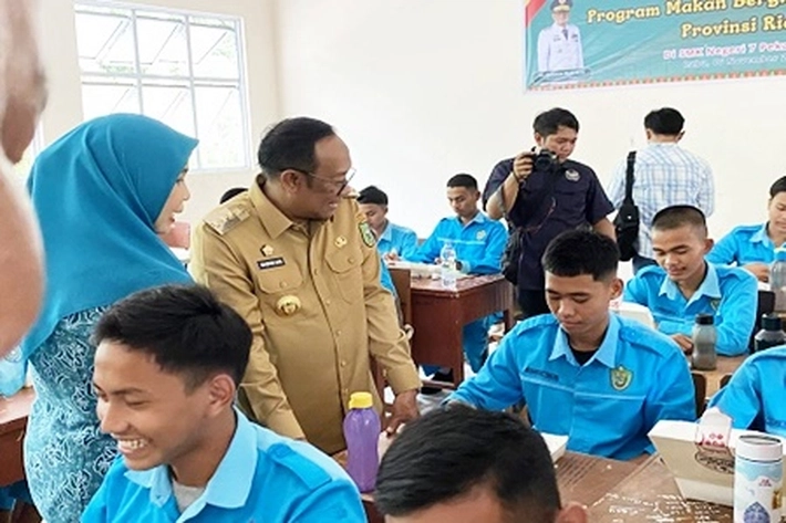 Pemprov Kembali Simulasi Makan Bergizi Gratis yang Siapkan Seribu Lebih Porsi