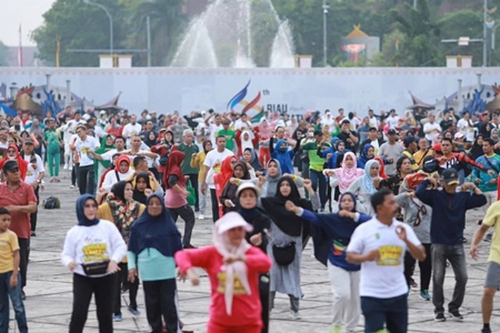 Diskes Riau Gelar Senam Sehat dan Bazar Layanan Kesehatan Gratis Diperingatan HKN Ke-60