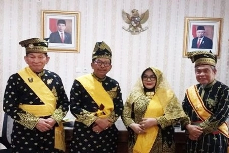 Kejati Riau Akmal Abbas Sandang Gelar Adat Datuk Seri Lela Setia Junjungan Negeri