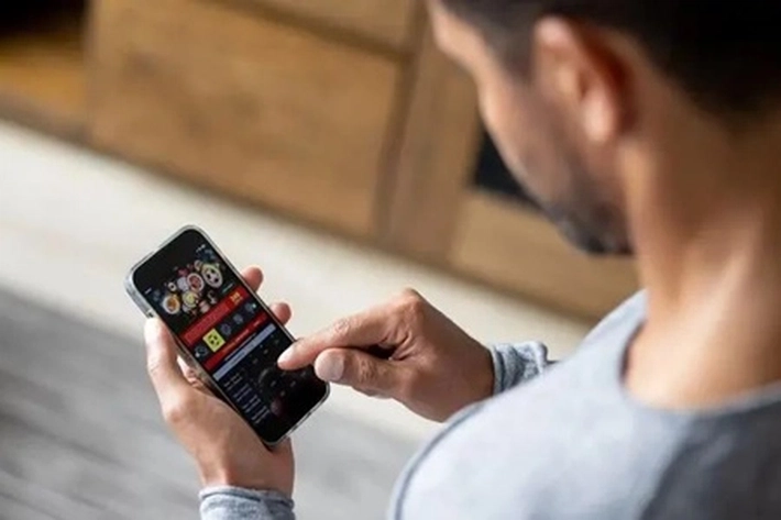 Orang yang Kecanduan Judi Online Bisa Sebabkan Gangguan Jiwa, Ini Ciri-cirinya