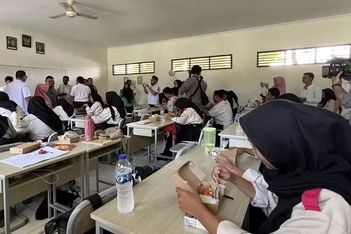 2 Ribu Lebih Siswa Terlibat Makan Bergizi Gratis yang Dianisiasi Pemprov Riau