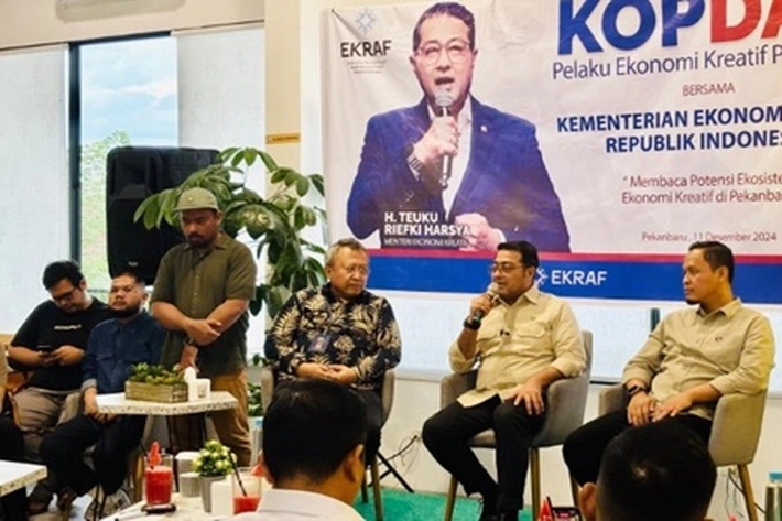 Menteri Ekraf Teuku Riefky Gelar Workshop Literasi Keuangan untuk Pengembangan Ekonomi Kreatif di Riau