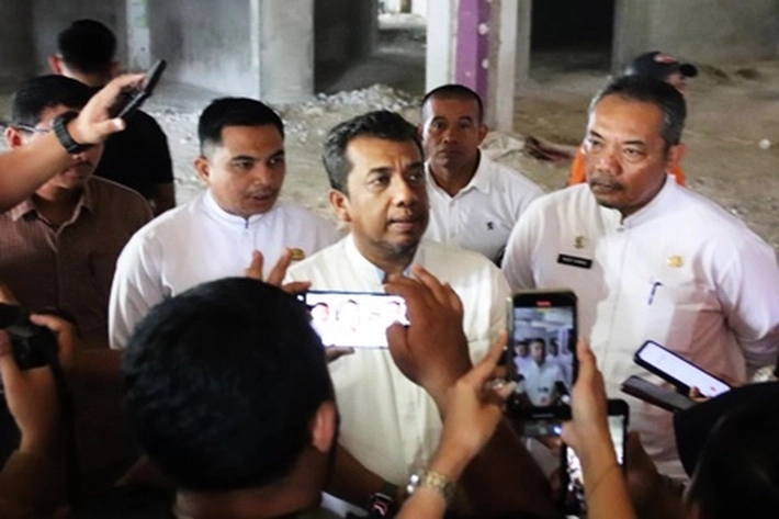 Pj Walikota Pekanbaru Cek Revitalisasi Pasar Bawah untuk Lanjutkan Progres Pembangunan