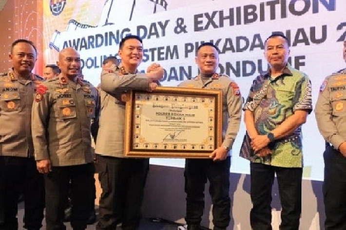 Polres Rohil Raih Dua Penghargaan Bergengsi di Cooling System Pilkada 2024