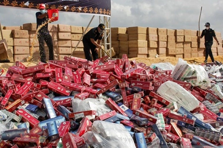 Bea Cukai Ungkap Bos Besar Sindikat Penyeludup Gunakan 6 Kontainer untuk Angkut Rokok Ilegal