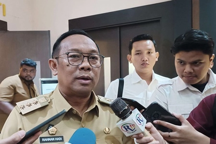 Tugas Penjabat Gubri Rahman Hadi Telah Selesai yang Kewenanganya Digantikan Gubri dan Wagubri Terpilih