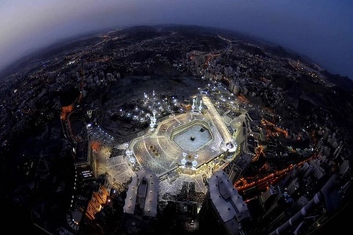 Astronot Jelaskan Area Kabah Masjidil Haram Makkah yang Terlihat dari Luar Angkasa