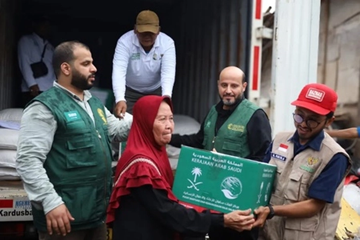 BAZNAS-King Salman Bantu 7.911 Paket Pangan Ramadhan untuk 40 Kabupaten/Kota di Banten