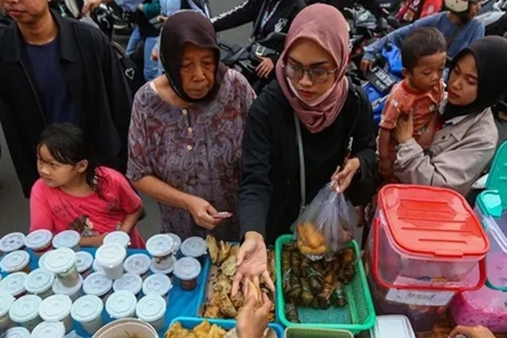 Pemko Pekanbaru Minta Pedagang Patuhi Aturan Tidak Menjual Takjil Berbahaya