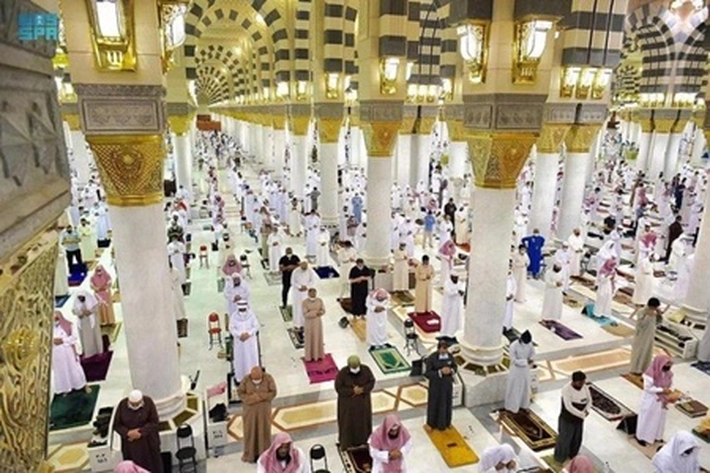 Rasulullah SAW Memuji Umatnya yang Bekerja Keras Mencari Nafkah untuk Keluarga, Tapi Tidak Mengabaikan Shalat Tarawih