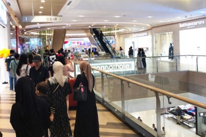 Mal Living World Pekanbaru Penuh Sesak Kebanjiran Pengunjung di Libur Lebaran 