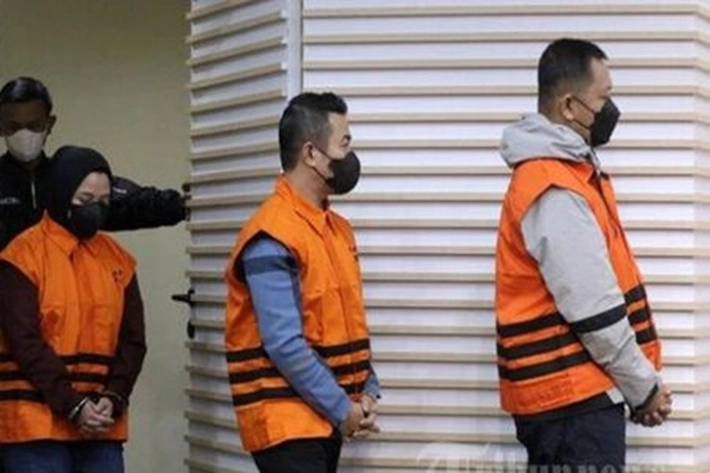 Mantan Pj Wako Bersama dua Staf Tersangka Korupsi Dipindahkan ke Rutan Pekanbaru