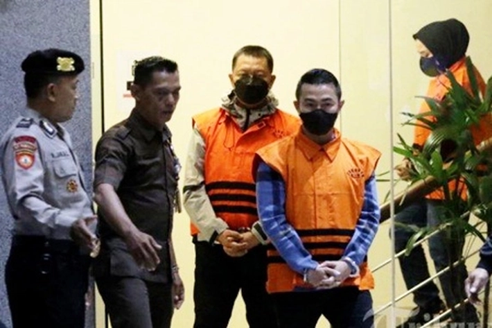Berkas Korupsi Mantan Pj Walikota Risnandar Mahiwa Dilimpahkan ke Pengadilan Pekanbaru