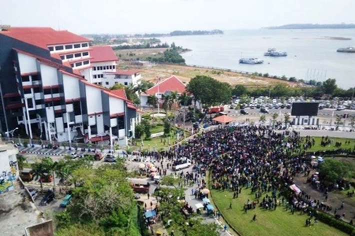 Warga Rempang Datangi Kantor Walikota dan BP Batam yang Minta Penjelasan Soal Penertiban Kawasan Tanjung Banon