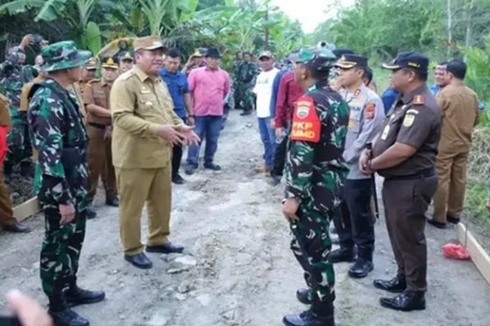 Bupati Taufik Zainal Abidin Siregar Buka TMMD di Desa Silo Bonto