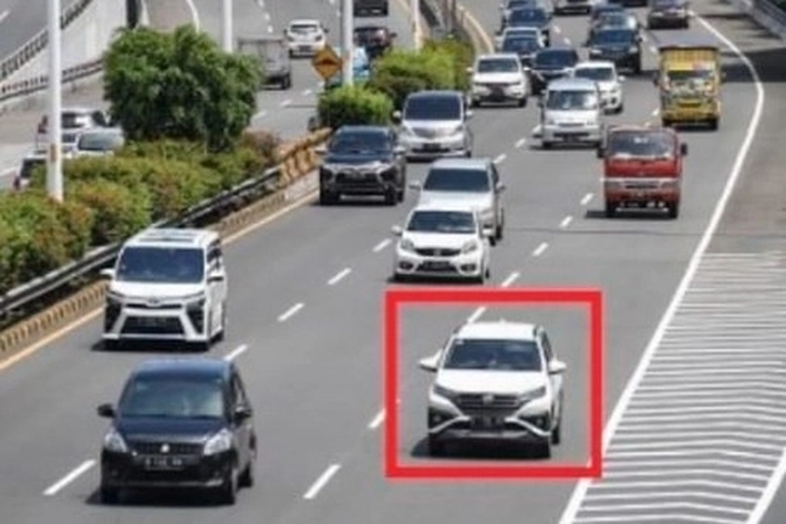 8 Unit Kenderaan Kena Tilang karena Ngebut di Jalan Tol Pekanbaru-Bangkinang