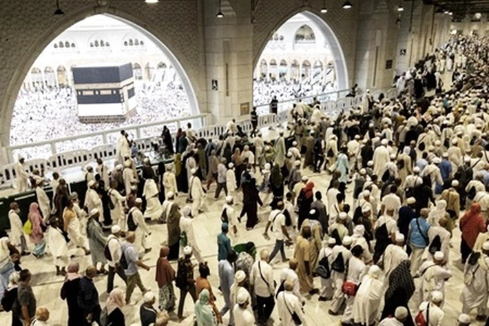 Jemaah Haji Kloter Pertama Asal Riau Sudah Mulai Laksanakan Umrah di Makkah