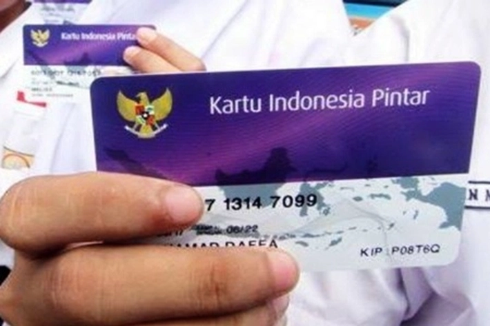 Disdik Kota Batam akan Beri Beasiswa pada Anak yang Tidak Diterima di Sekolah Negeri yang Terdaftar di DTKS