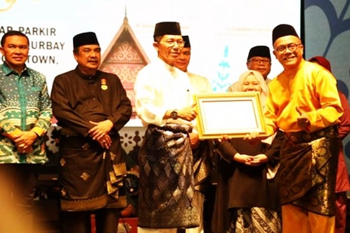 Amsakar Achmad Hadiri Pembukaan Kenduri Seni Melayu Ke-26 di Kawasan Harbour Bay Batam