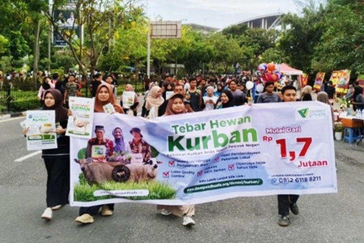 Dompet Dhuafa Longmarch Tebarkan Kepedulian Sosial dengan Gaungkan "Kurbanaval Goes to CFD"