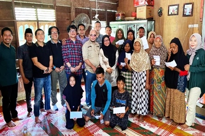 PT Energi Mega Persada Tbk dan Mitra Santuni Anak Yatim dan Kaum Dhuafa di Pelalawan