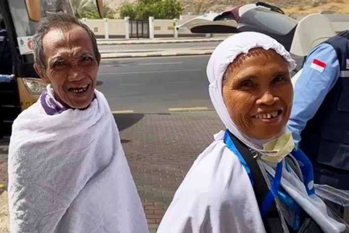 Bahagianya Jemaah Haji Sarimin dan Marisah Bisa Sehotel Lagi Usai Terpisah di Makkah