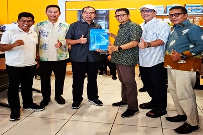 Wan Muhammad Hasyim Daftar Bakal Calon Ketum IKA UNRI Periode 2025-2029