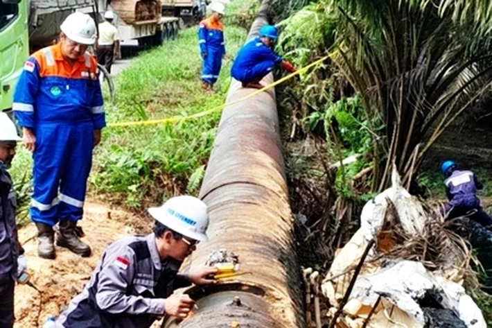 Pipa Minyak Mentah Milik PT Bumi Siak Pusako Ditabrak Truk Fuso, Untungnya Kebocoran Cepat Diatasi 