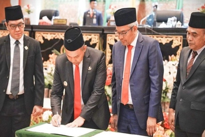 Temuan BPK RI Atas Kas DPRD Riau Tekor, Kelebihan Bayar Perjalanan Dinas Rp16,98 Miliar