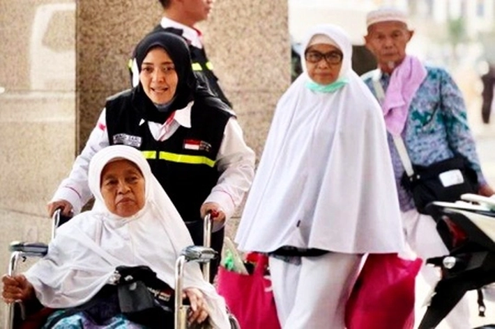 Ribuan CJH Ingin Menunaikan Ibadah Jalur Furoda Gagal Berangkat, Kerugian di Depan Mata