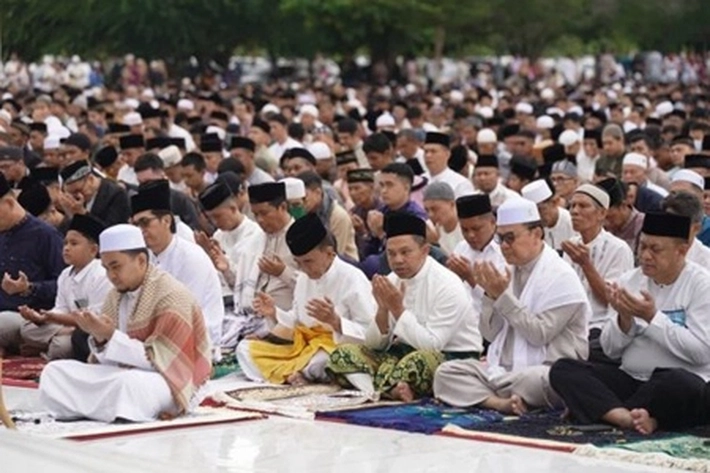 Di Idul Adha, Gubernur Riau Abdul Wahid Serukan Berbagi Berkah dan Peduli untuk Sesama