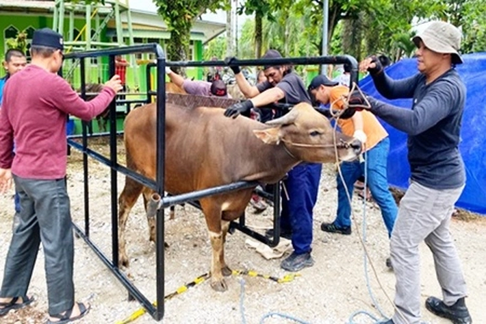 10.057 Kantong Daging Kurban Disalurkan Dikomplek RAPP Sebagai Bentuk Kepedulian Sosial