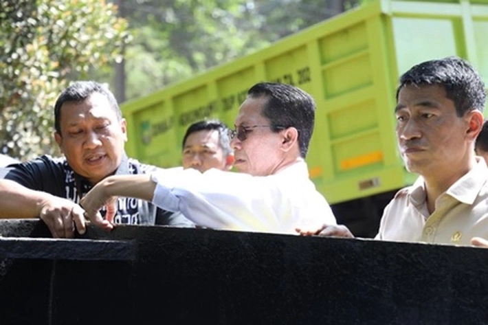 Walikota Batam Amsakar Achmad Intruksikan untuk Percepat Tangani Sampah, 'yang Sudah Darurat dalam Penanganannya'