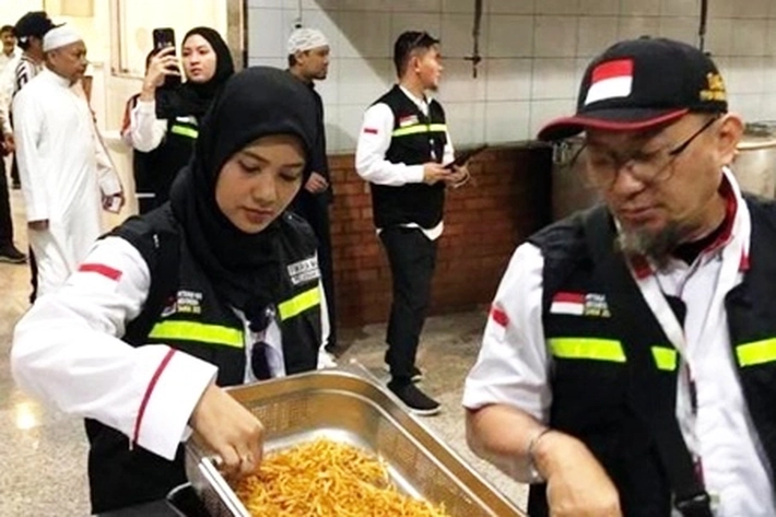 BPKH Limited Minta Maaf Atas Keterlambatan Penyaluran Makanan pada Jamaah Haji, akan Beri Kompensasi Senilai 1,5 Juta Riyal 