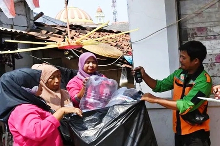Iuran Sampah Rp 20 Ribu yang Ditetapkan RT/RW Dirasakan 'Mencekik Leher', DPRD: Warga Biasakan Sistem Baru Oleh LPS
