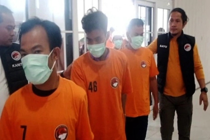 Polisi Tangkap Tiga Kurir Bawa 20 Kg Sabu yang Ingin Dipasok ke Palembang