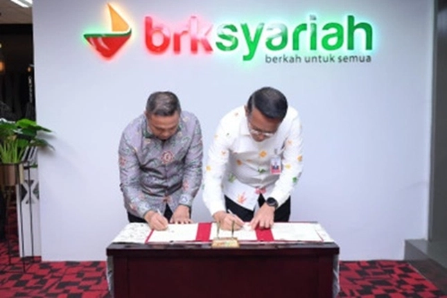 Pemprov Riau Teken MoU dengan Bank Riau Kepri Syariah Terkait Layanan Jasa Perbankan