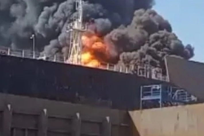 Galangan Kapal Tanker di Batam Terbakar Hebat Menyisakan Insiden pada 9 Pekerja