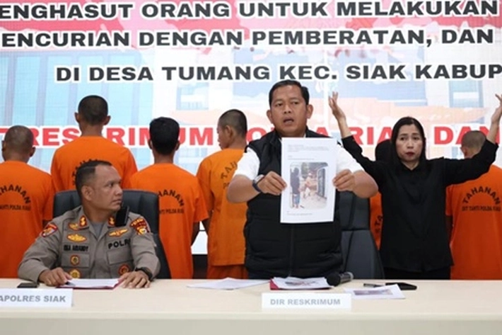 Polda Tangkap 13 Tersangka Kerusuhan dan Pembakaran Fasilitas PT SSL, DPRD Riau: 'Pendekatan dan Dialog Penting untuk Menyelesaikan Konflik' 