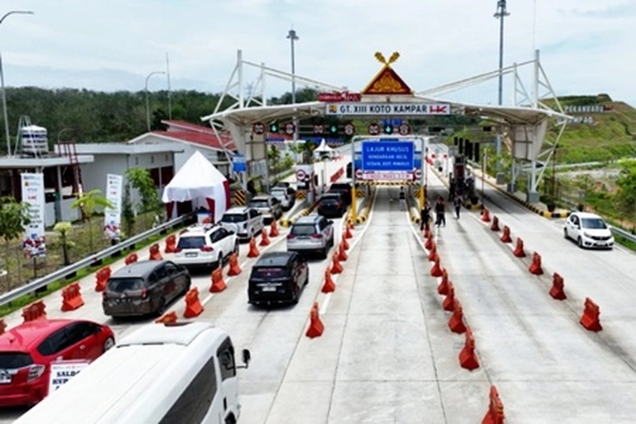 Arus Kendaraan di Sejumlah Ruas Tol Menunjukkan Lonjakan Signifikan Selama libur Tahun Baru Islam 1447 H