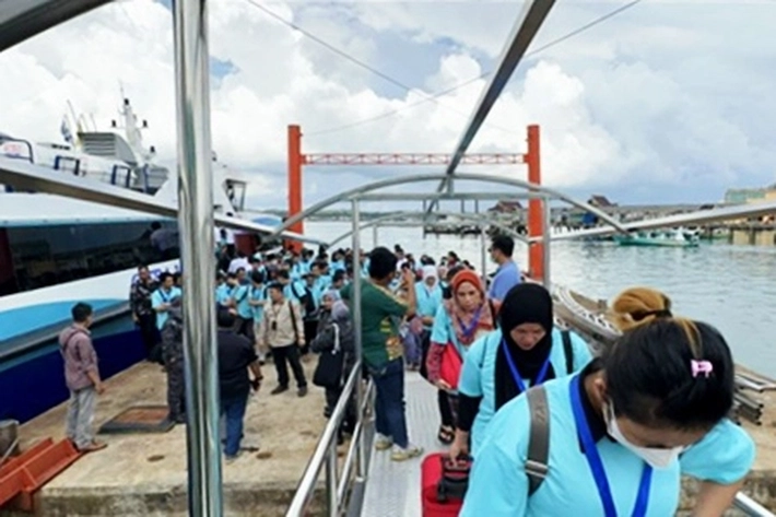 Ratusan WNI Dideportasi Melalui Pelabuhan Kapal di Batam, 'karena Bermasalah di Malaysia'