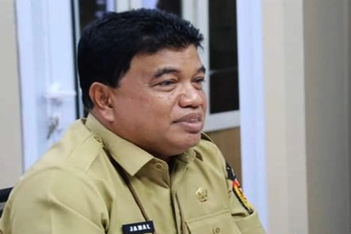 Sekolah Dilarang Jual Seragam Siswa, Orang Tua Bebas Beli di Luar