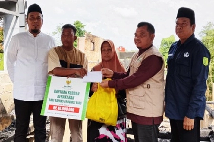 Badan Amil Zakat Nasional Bantu Korban Kebakaran di Air Molek Melalui Program Kemanusian