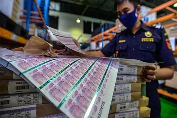 Penghisap Rokok Hati-hati ada Marlboro Palsu, BC Batam: Pita Cukainya Juga Palsu
