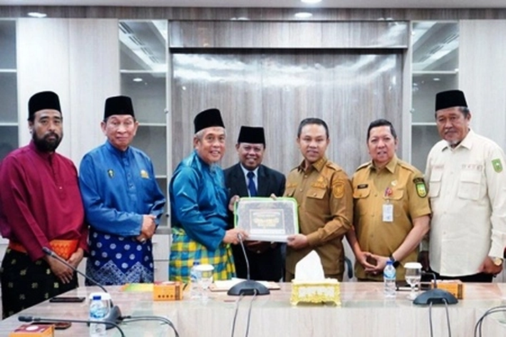 Dewan dan Pemprov Riau Dorong Terwujudnya Daerah Istimewa Riau