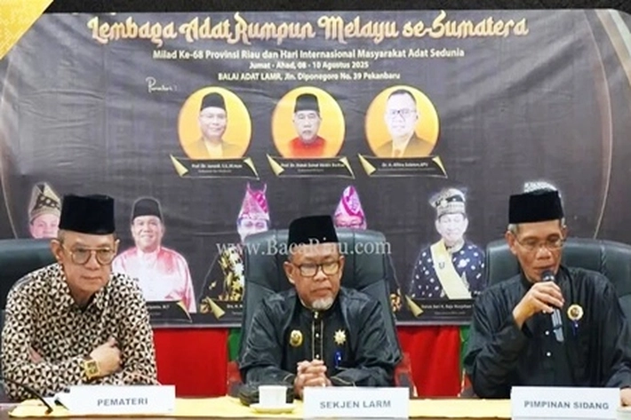 LAM Riau Buka Musyawarah Kerja ke-V Rumpun Melayu se-Sumatera 